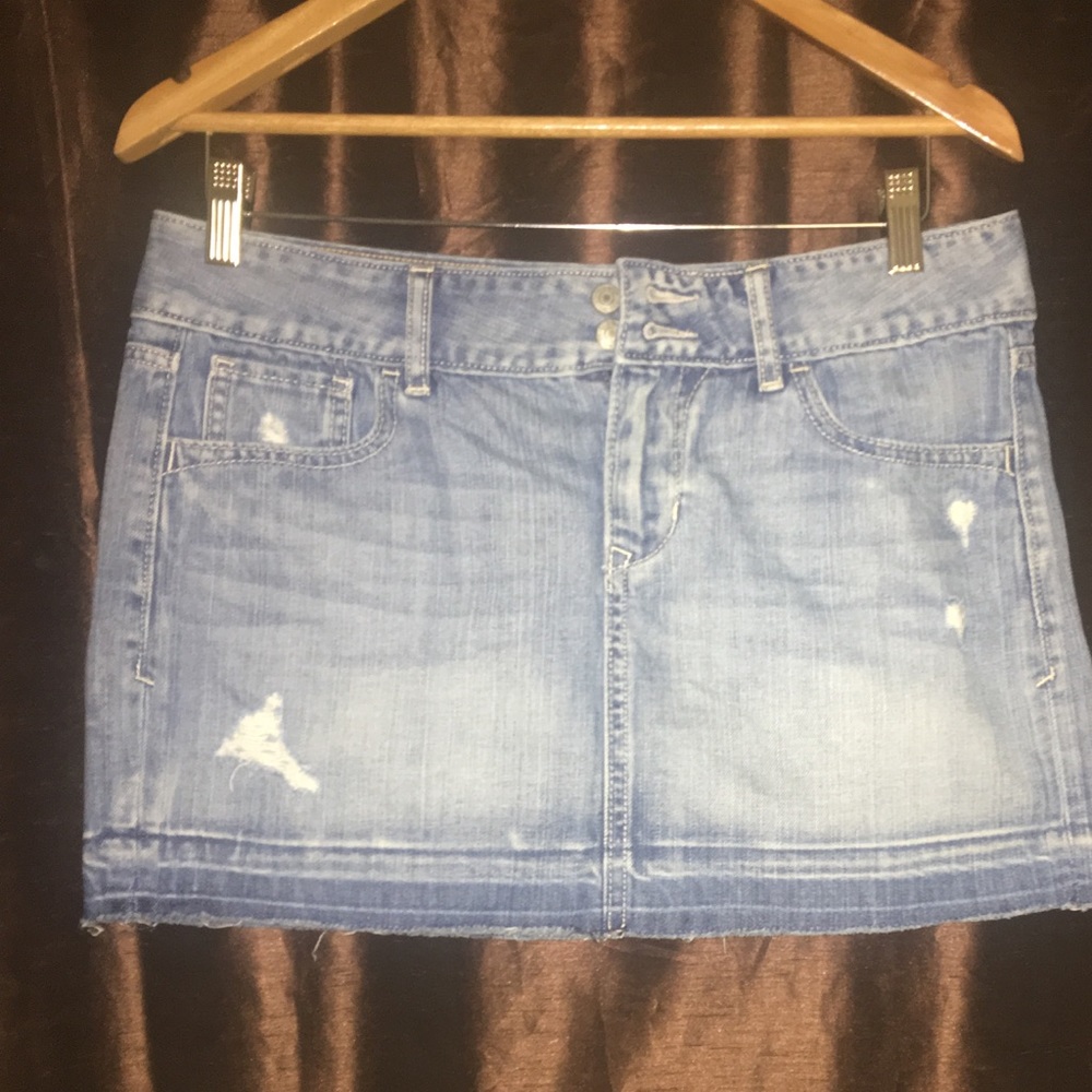 Women’s jean mini skirt